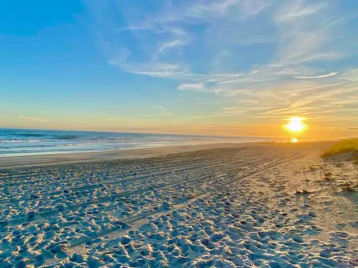 Island Inn Of Atlantic Beach Buitenkant foto